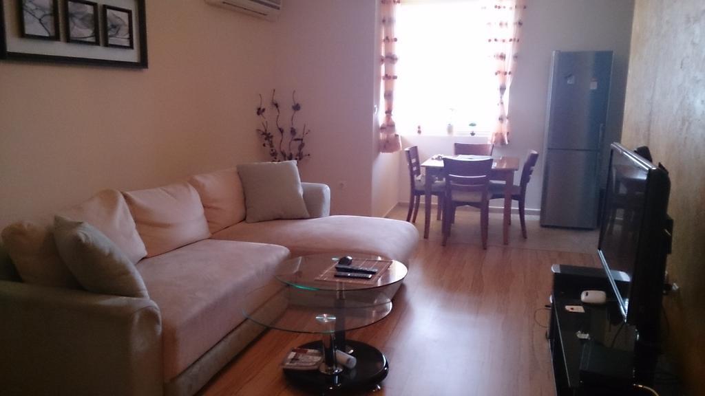 Geri Apartment Burgas City Zimmer foto